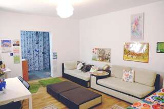 Хостелы Centrum House Hostel Брашов-4